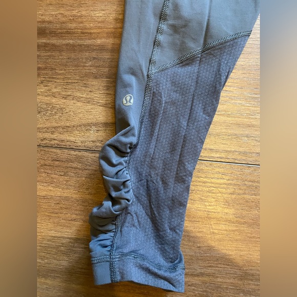 Lululemon Run Your Heart Out Tight - Picture 8 of 8